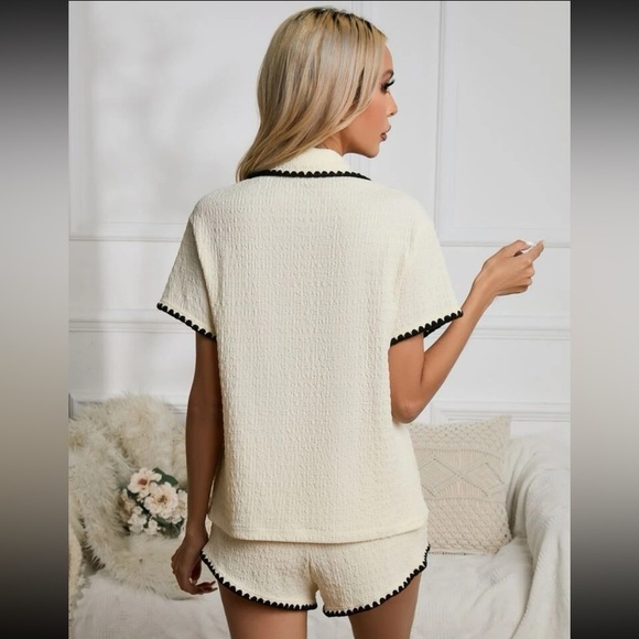 Contrast Binding Lounge Set Beige - Picture 2 of 10